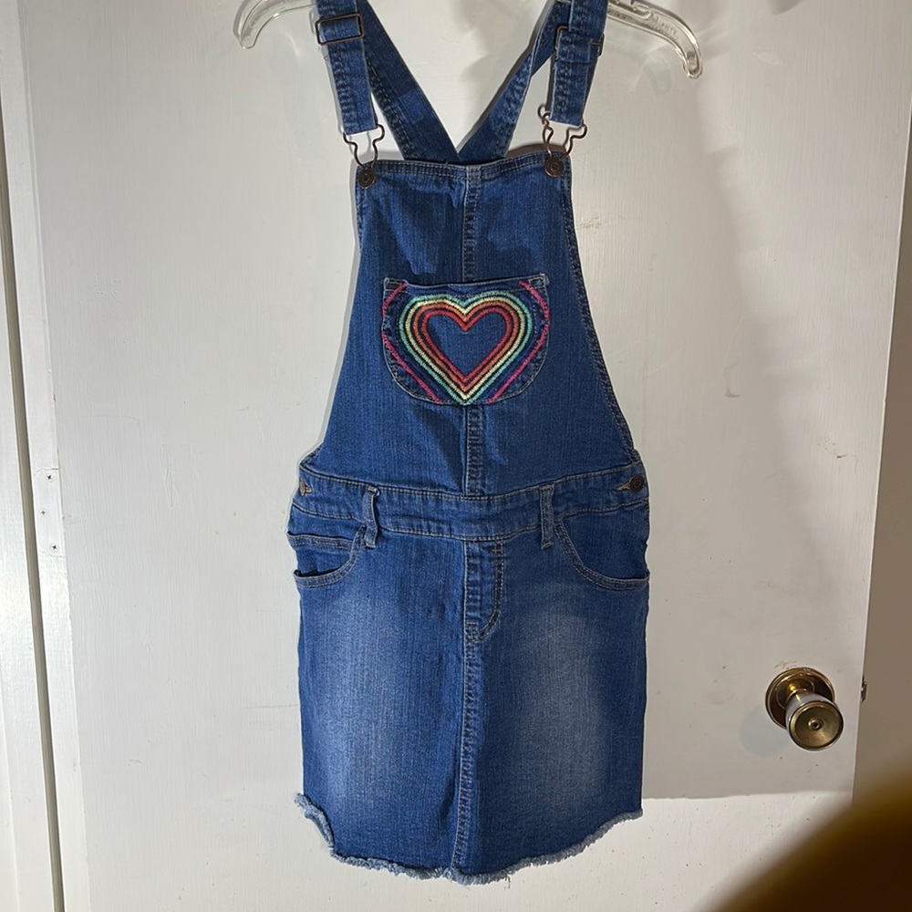 Cat&Jack denim jumper skirt size XL (14/16)

01-39